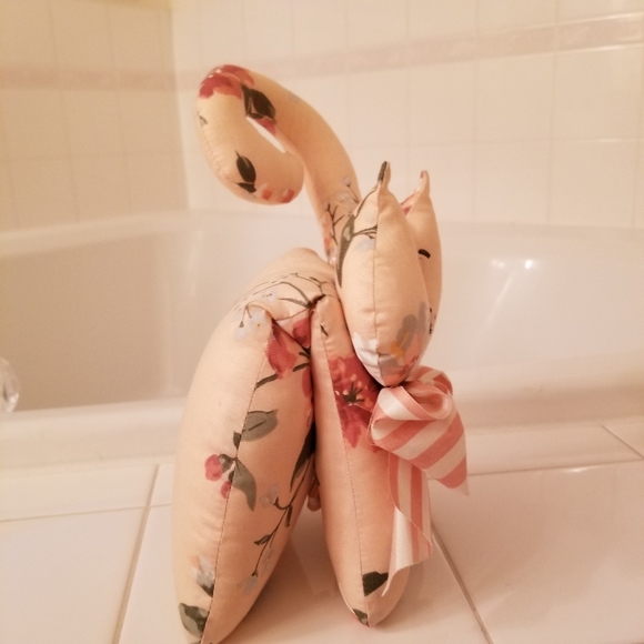 #1038C Stuffed Cat - Picture 8 of 11